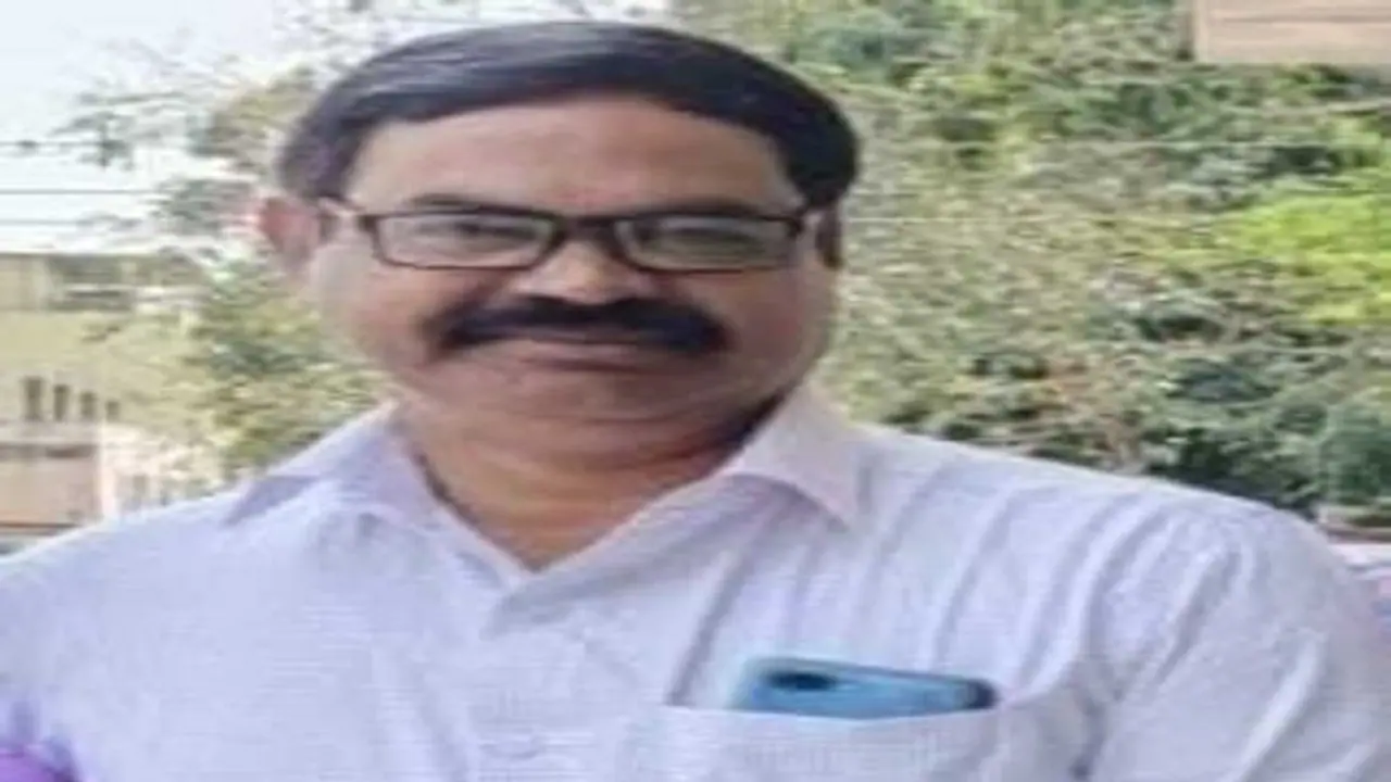 ప్రమోద్ ఆవంచ కవిత : ఊపిరిలో ఆవిరయ్యే జ్ఞాపకం.. ప్రమోద్ ఆవంచ కవిత : ఊపిరిలో ఆవిరయ్యే జ్ఞాపకం..