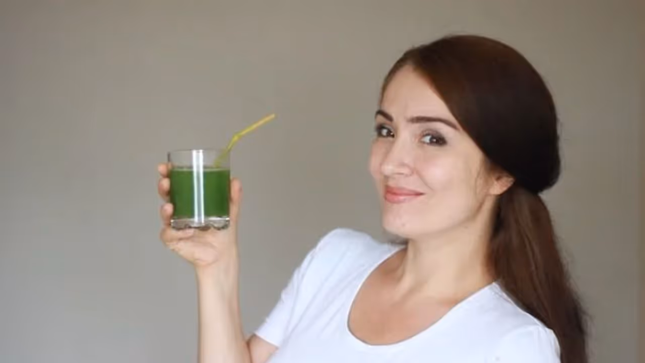 തലമുടി തഴച്ചു വളരണോ? കുടിക്കാം ഈ പാനീയം... തലമുടി തഴച്ചു വളരണോ? കുടിക്കാം ഈ പാനീയം...