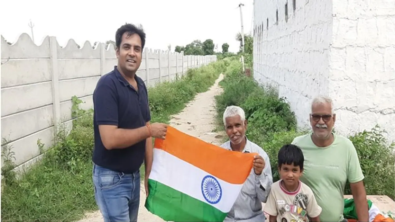 किसानों को आगे बढ़ने में मदद कर रहें आगरा के मृणाल अग्रवाल, खुद हैं मैकेनिकल इंजीनियर 70 लोगों को रोजगार किसानों को आगे बढ़ने में मदद कर रहें आगरा के मृणाल अग्रवाल, खुद हैं मैकेनिकल इंजीनियर 70 लोगों को रोजगार