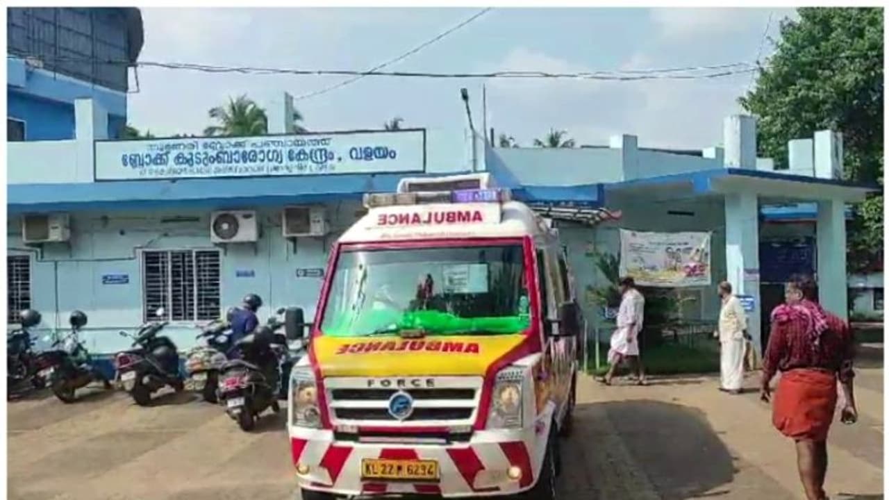 Kerala: 12 students hospitalised due to food poisoning in Kozhikode Kerala: 12 students hospitalised due to food poisoning in Kozhikode