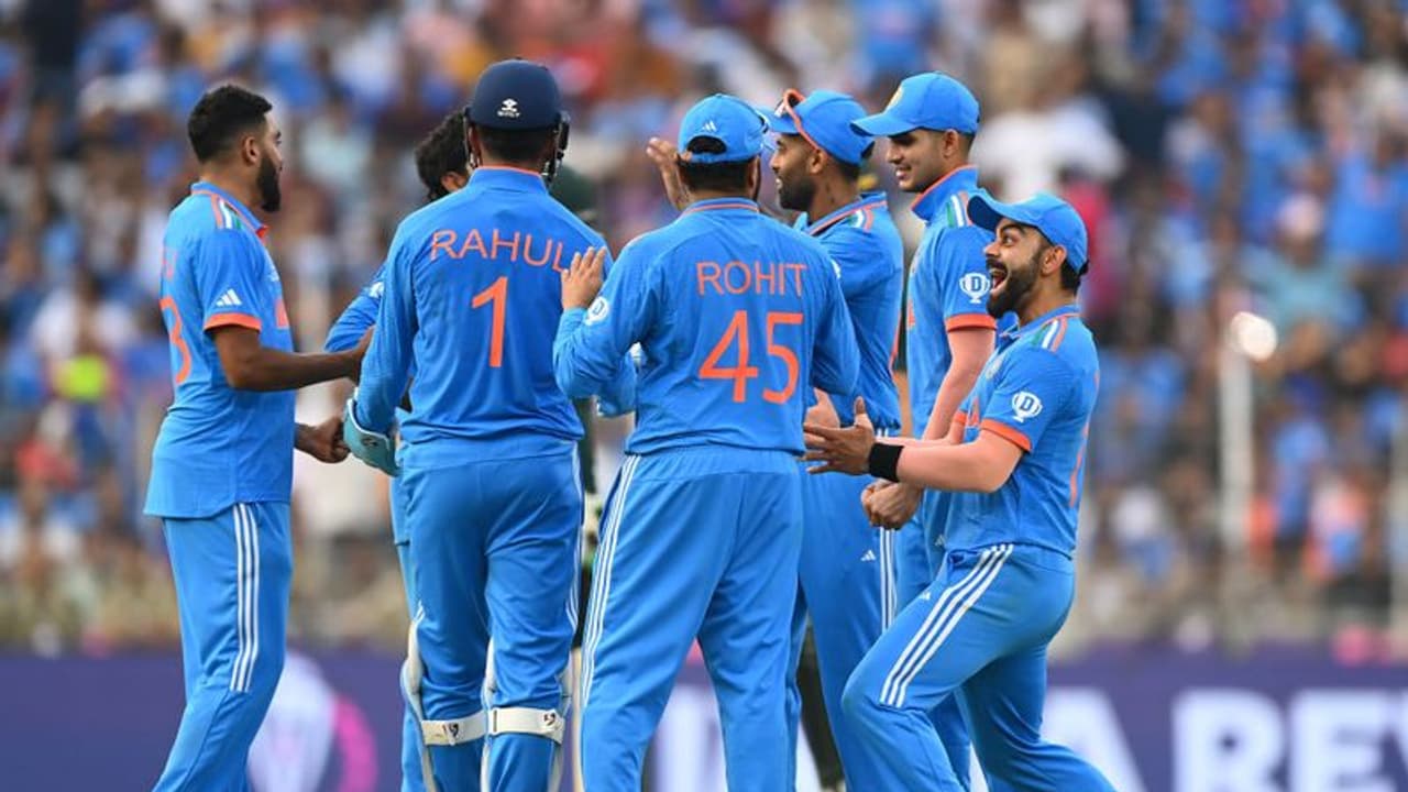 ഇന്ത്യയോടേറ്റ നാണംകെട്ട തോൽവി, പാകിസ്ഥാന് വമ്പൻ തിരിച്ചടി, പോയന്റ് പട്ടികയിൽ നമ്പർ വണ്ണായി ഇന്ത്യ ഇന്ത്യയോടേറ്റ നാണംകെട്ട തോൽവി, പാകിസ്ഥാന് വമ്പൻ തിരിച്ചടി, പോയന്റ് പട്ടികയിൽ നമ്പർ വണ്ണായി ഇന്ത്യ