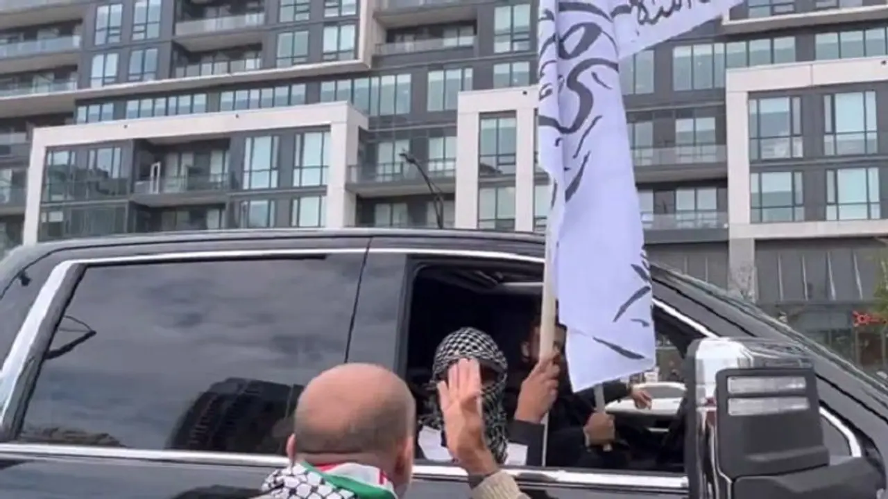 Israel Hamas war: Pro Palestine, Taliban supporters clash in Canada amidst global protests | WATCH Israel Hamas war: Pro Palestine, Taliban supporters clash in Canada amidst global protests | WATCH