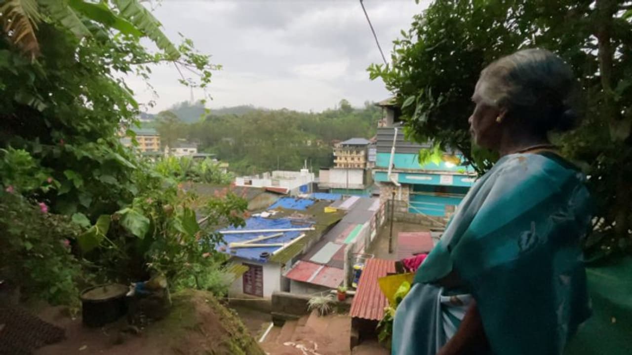 കൈയ്യേറ്റമൊഴിപ്പിക്കാൻ വീണ്ടും ദൗത്യ സംഘം മൂന്നാറിലെത്തുമ്പോൾ നെഞ്ചുപിടയുന്ന ജീവിതങ്ങൾ ഒരുപാടുണ്ട് കൈയ്യേറ്റമൊഴിപ്പിക്കാൻ വീണ്ടും ദൗത്യ സംഘം മൂന്നാറിലെത്തുമ്പോൾ നെഞ്ചുപിടയുന്ന ജീവിതങ്ങൾ ഒരുപാടുണ്ട്