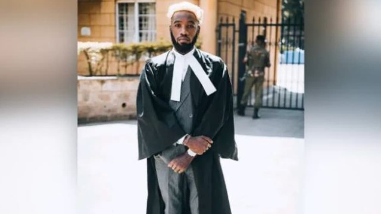 'മിടുക്കനായ വക്കീൽ, ജയിച്ചത് 26 കേസുകളിൽ'; ജഡ്ജിമാർ വരെ പ്രശംസിച്ച ഹൈക്കോടതി അഭിഷാഷകൻ വ്യാജൻ, അറസ്റ്റ് 'മിടുക്കനായ വക്കീൽ, ജയിച്ചത് 26 കേസുകളിൽ'; ജഡ്ജിമാർ വരെ പ്രശംസിച്ച ഹൈക്കോടതി അഭിഷാഷകൻ വ്യാജൻ, അറസ്റ്റ്