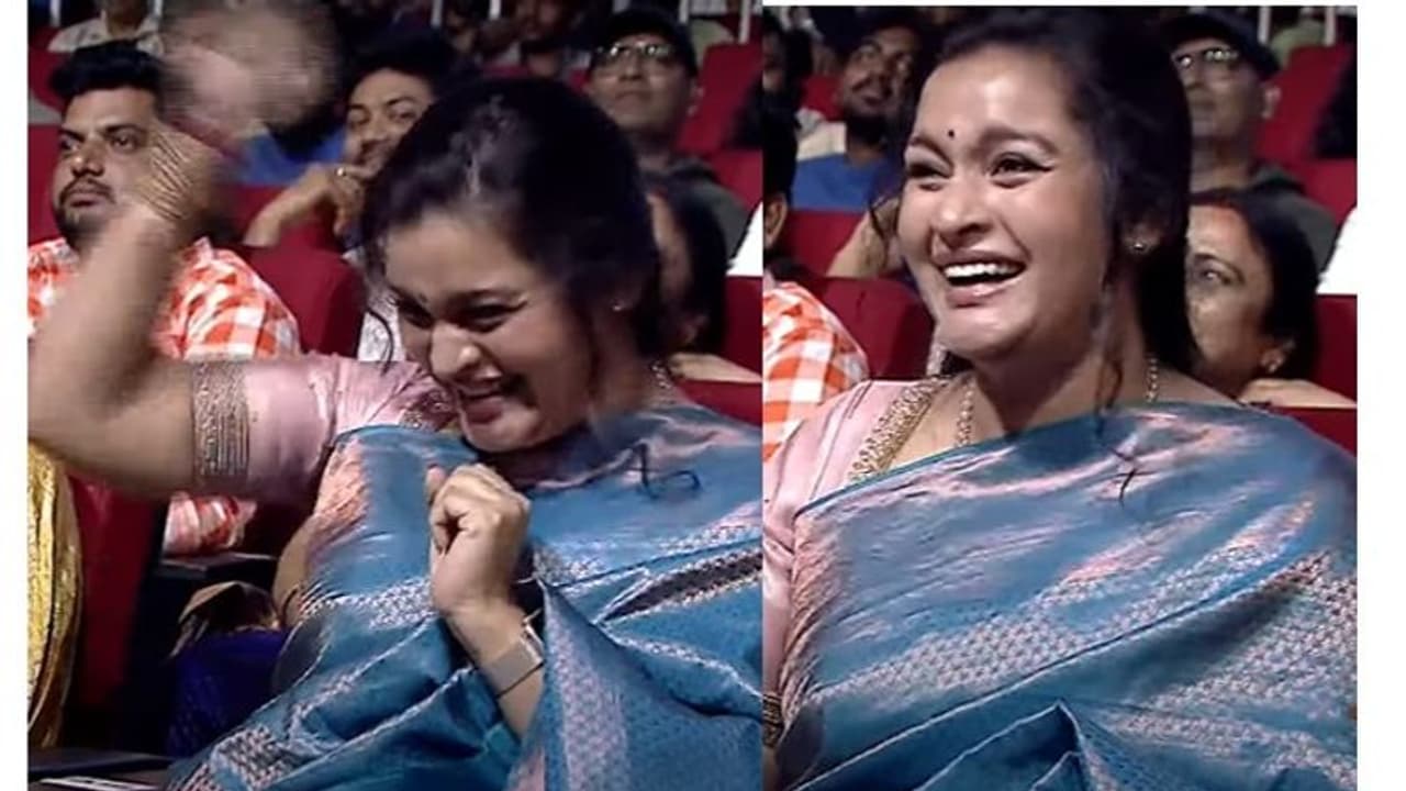 మీ అబ్బాయిని త్వరగా హీరో చేయండి.. విజయేంద్ర ప్రసాద్ కామెంట్స్ కి రేణు దేశాయ్ క్రేజీ రియాక్షన్ మీ అబ్బాయిని త్వరగా హీరో చేయండి.. విజయేంద్ర ప్రసాద్ కామెంట్స్ కి రేణు దేశాయ్ క్రేజీ రియాక్షన్