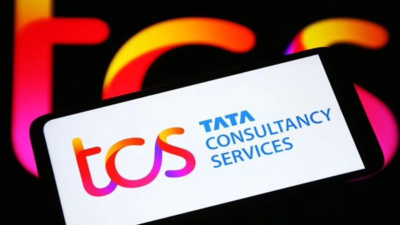 Amid industry uncertainties, TCS to hire 40,000 campus recruits in FY24: Company COO confirms Amid industry uncertainties, TCS to hire 40,000 campus recruits in FY24: Company COO confirms