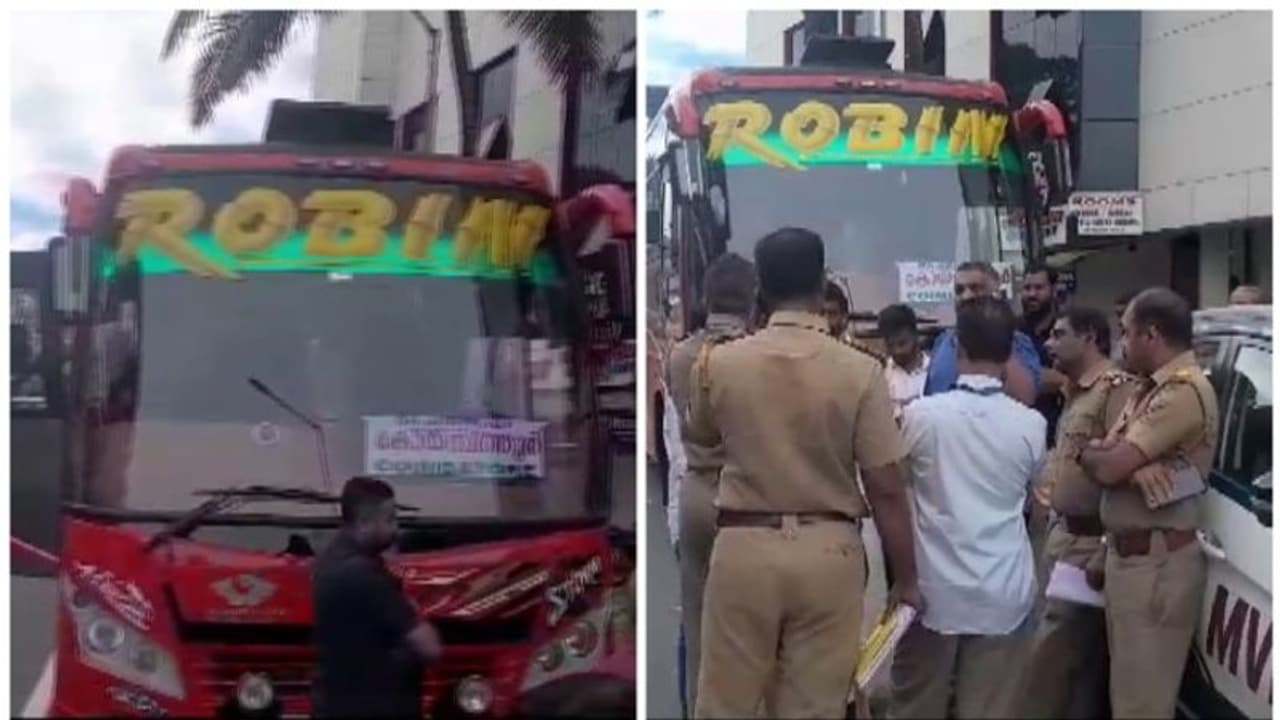 'റോബിൻ' ടൂർ പോയാൽ മതി, അതിനേ അനുവാദമുള്ളൂ; പുലർച്ചെ അഞ്ചരക്ക് റാന്നിയിൽ വെച്ച് വീണ്ടും പിടികൂടി എംവിഡി 'റോബിൻ' ടൂർ പോയാൽ മതി, അതിനേ അനുവാദമുള്ളൂ; പുലർച്ചെ അഞ്ചരക്ക് റാന്നിയിൽ വെച്ച് വീണ്ടും പിടികൂടി എംവിഡി