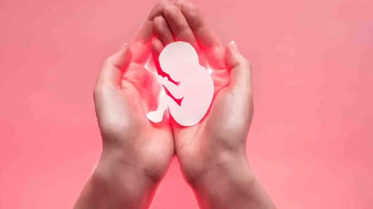 ಬಾಗಲಕೋಟೆ: ಹೆಣ್ಣೆಂದು ಗರ್ಭಪಾತ ಮಾಡ್ಸಿದಾಗ, ಗಂಡು ಮಗು ಪತ್ತೆ! ಬಾಗಲಕೋಟೆ: ಹೆಣ್ಣೆಂದು ಗರ್ಭಪಾತ ಮಾಡ್ಸಿದಾಗ, ಗಂಡು ಮಗು ಪತ್ತೆ!