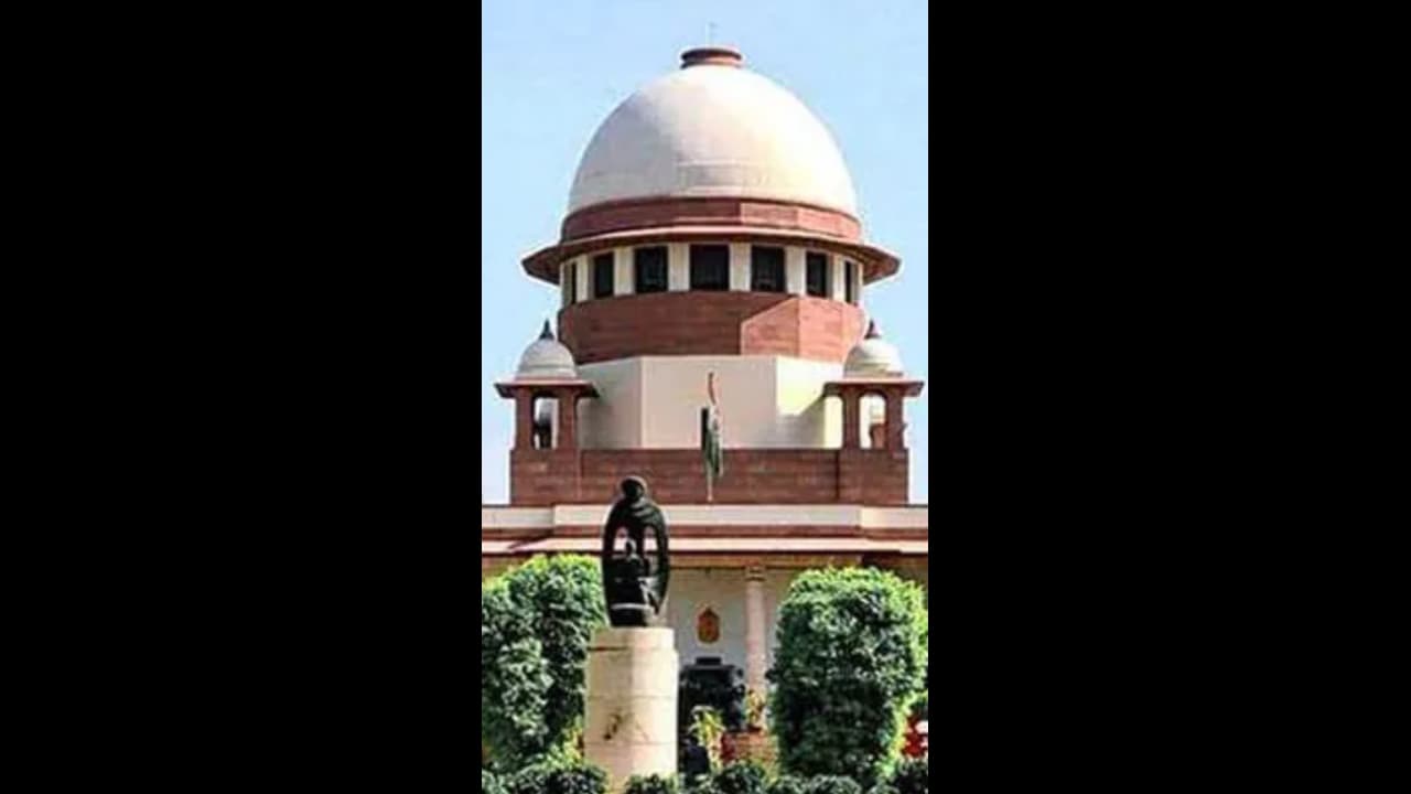 ತ್ಯಾಜ್ಯ ಸುಡುವ ರೈತರಿಗೆ ಬಿತ್ತನೆ ಬೀಜ ಕೊಡಬೇಡಿ, ಎಂಎಸ್ಪಿ ಸ್ಥಗಿತ ಮಾಡಿ: ಕೋರ್ಟ್ ತ್ಯಾಜ್ಯ ಸುಡುವ ರೈತರಿಗೆ ಬಿತ್ತನೆ ಬೀಜ ಕೊಡಬೇಡಿ, ಎಂಎಸ್ಪಿ ಸ್ಥಗಿತ ಮಾಡಿ: ಕೋರ್ಟ್