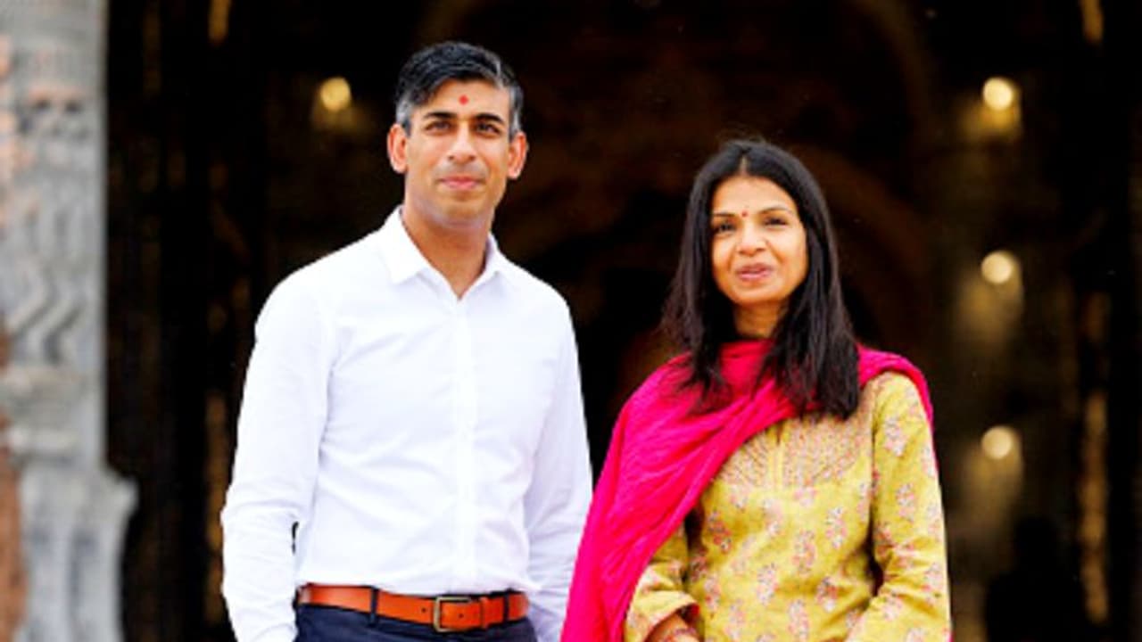 ഭാര്യയുടെ വരുമാനം കുത്തനെ കൂടി, ബ്രിട്ടീഷ് പ്രധാനമന്ത്രി ഋഷി സുനകിന് 'ലോട്ടറി', സമ്പത്തിൽ വൻ വർദ്ധനവ് ഭാര്യയുടെ വരുമാനം കുത്തനെ കൂടി, ബ്രിട്ടീഷ് പ്രധാനമന്ത്രി ഋഷി സുനകിന് 'ലോട്ടറി', സമ്പത്തിൽ വൻ വർദ്ധനവ്