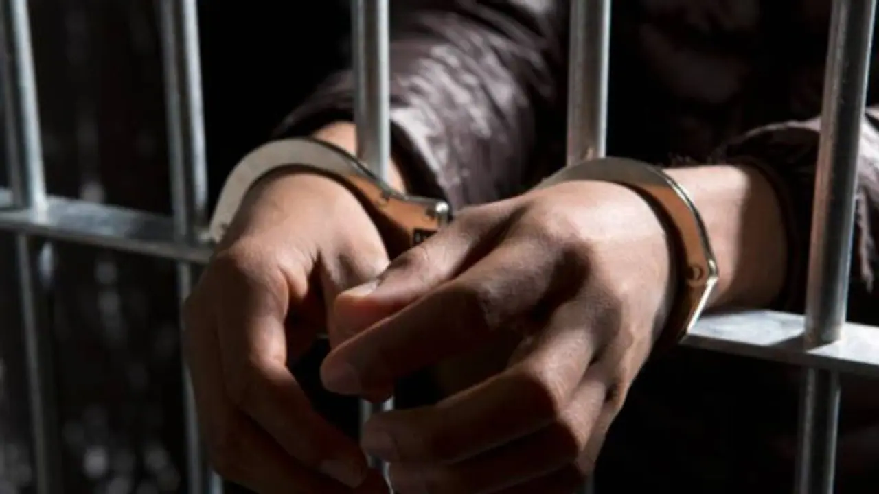 கத்தார் ராணுவ ரகசியத்தைக் கசியவிட்ட 8 இந்தியர்களுக்கு மரண தண்டனை; தடுத்து நிறுத்த முயலும் இந்தியா கத்தார் ராணுவ ரகசியத்தைக் கசியவிட்ட 8 இந்தியர்களுக்கு மரண தண்டனை; தடுத்து நிறுத்த முயலும் இந்தியா