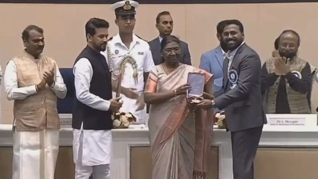 Exclusive! ‘Meppadiyan’ Director Vishnu Mohan on National Award: ‘A milestone in filmmaker’s life’ Exclusive! ‘Meppadiyan’ Director Vishnu Mohan on National Award: ‘A milestone in filmmaker’s life’