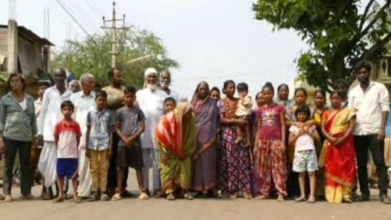 ಹುಳುಗಳ ಕಾಟಕ್ಕೆ ಬೇಸತ್ತ ಬಾಗಲಕೋಟೆ ಮಂದಿ: ಅಧಿಕಾರಿಗಳಿಗೆ ಹಿಡಿಶಾಪ..! ಹುಳುಗಳ ಕಾಟಕ್ಕೆ ಬೇಸತ್ತ ಬಾಗಲಕೋಟೆ ಮಂದಿ: ಅಧಿಕಾರಿಗಳಿಗೆ ಹಿಡಿಶಾಪ..!