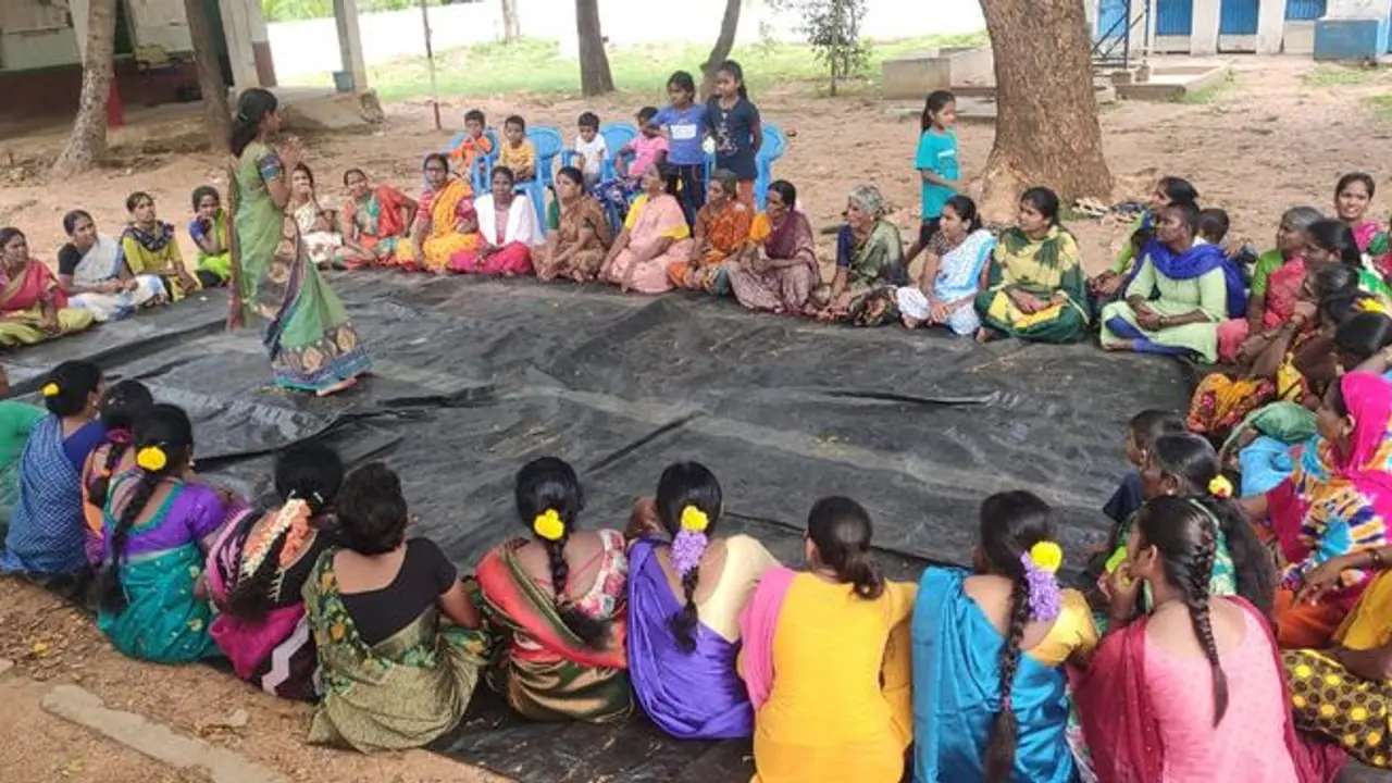 'ದೇಶದ ಕೃಷಿ ಕ್ಷೇತ್ರದಲ್ಲಿ ಮಹಿಳೆಯರ ಪಾತ್ರ ಅಪಾರ' 'ದೇಶದ ಕೃಷಿ ಕ್ಷೇತ್ರದಲ್ಲಿ ಮಹಿಳೆಯರ ಪಾತ್ರ ಅಪಾರ'