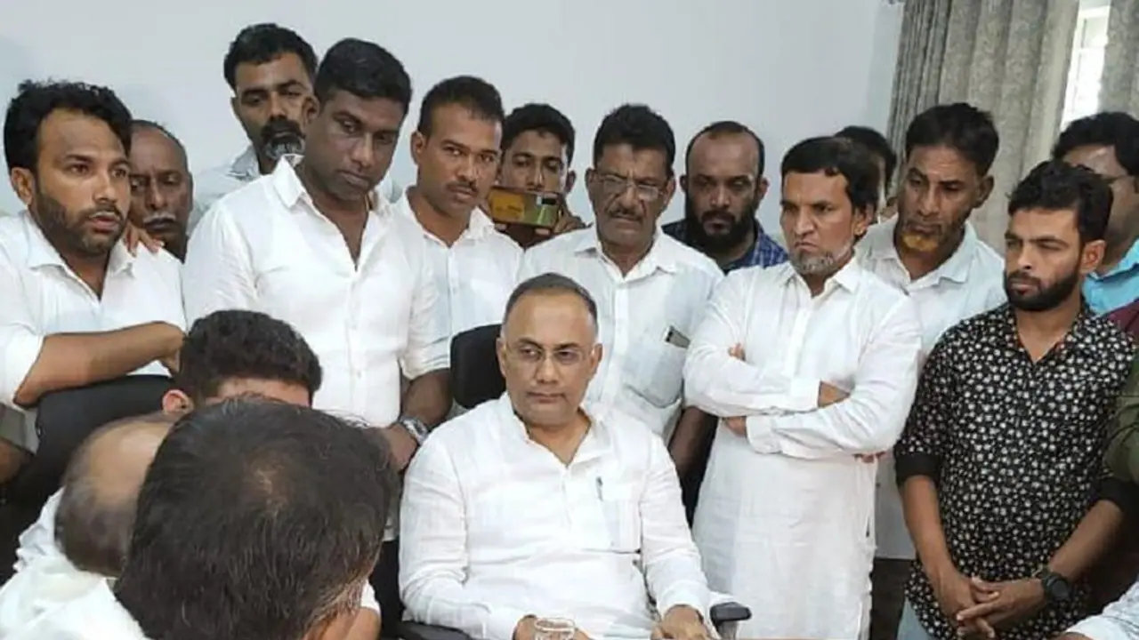 ಶರಣ್ ಪಂಪ್ವೆಲ್ ಬಂಧಿಸಿ: ಸಚಿವ ದಿನೇಶ್ ಅಂಗಳ ತಲುಪಿದ ಮಂಗಳಾದೇವಿ ಧರ್ಮದಂಗಲ್! ಶರಣ್ ಪಂಪ್ವೆಲ್ ಬಂಧಿಸಿ: ಸಚಿವ ದಿನೇಶ್ ಅಂಗಳ ತಲುಪಿದ ಮಂಗಳಾದೇವಿ ಧರ್ಮದಂಗಲ್!