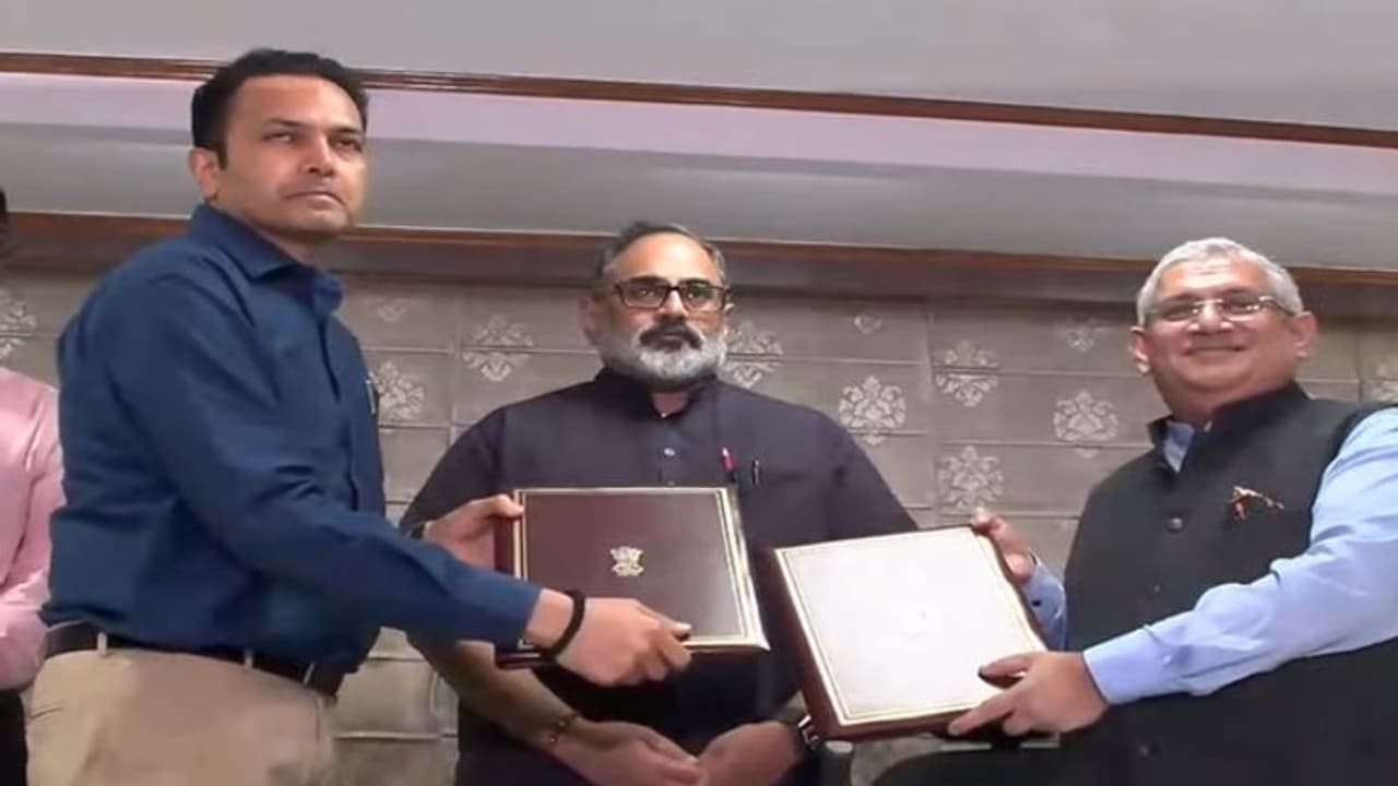 செமிகண்டக்டர், ஏஐ, குவாண்டம் கம்ப்யூட்டிங்: இந்திய அரசுடன் ஐபிஎம் புரிந்துணர்வு ஒப்பந்தம்!