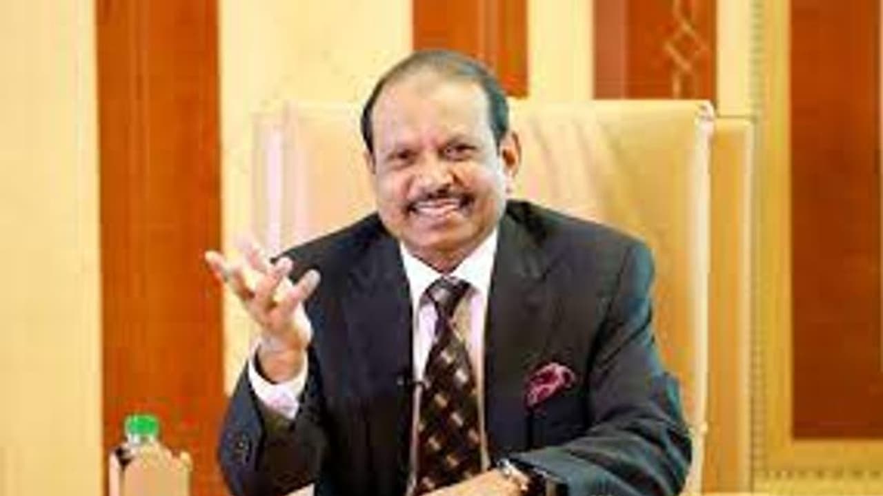 ലുലു ​ഗ്രൂപ്പിന്റെ വമ്പൻ ഐപിഒ വരുന്നു; 25 % ഓഹരികൾ പൊതുവിപണിയിൽ വിൽക്കും 