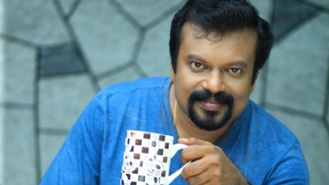 'സാന്ത്വനം' സീരിയല് സംവിധായകന് ആദിത്യന് അന്തരിച്ചു 'സാന്ത്വനം' സീരിയല് സംവിധായകന് ആദിത്യന് അന്തരിച്ചു