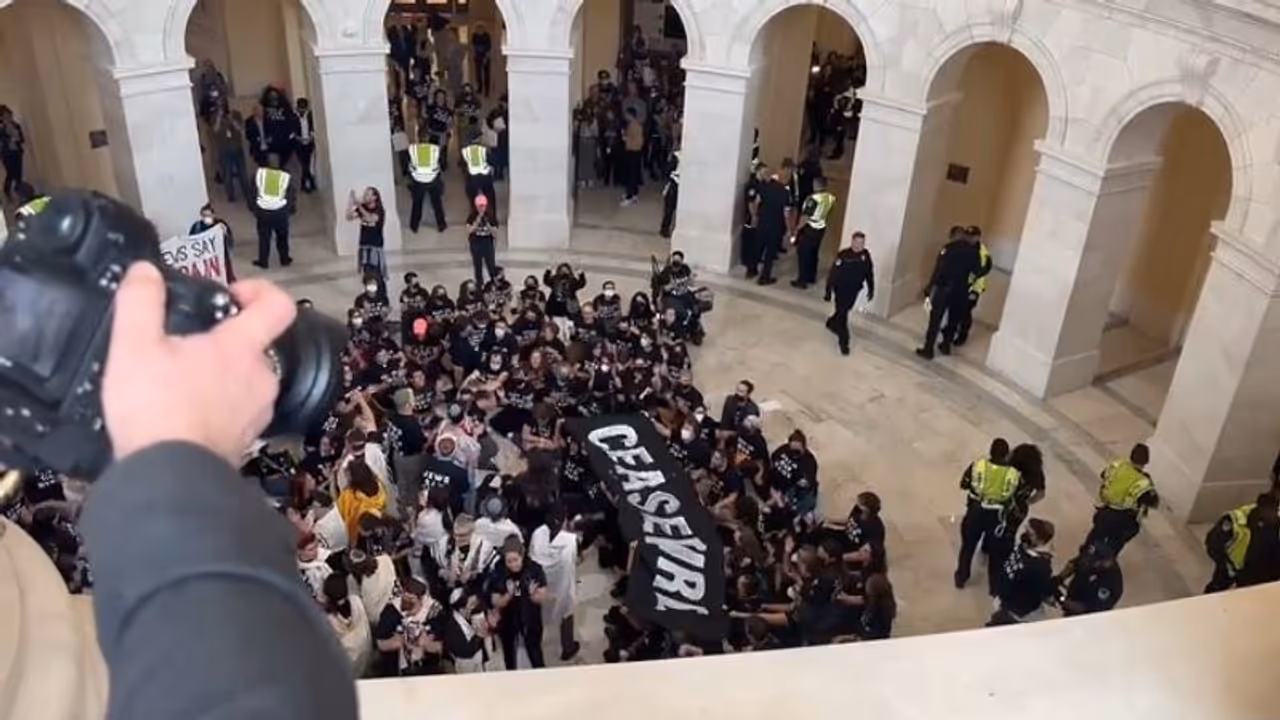 Israel Palestine war: Protesters take over US Capitol, demand ceasefire in Gaza; 300 arrested (WATCH) Israel Palestine war: Protesters take over US Capitol, demand ceasefire in Gaza; 300 arrested (WATCH)