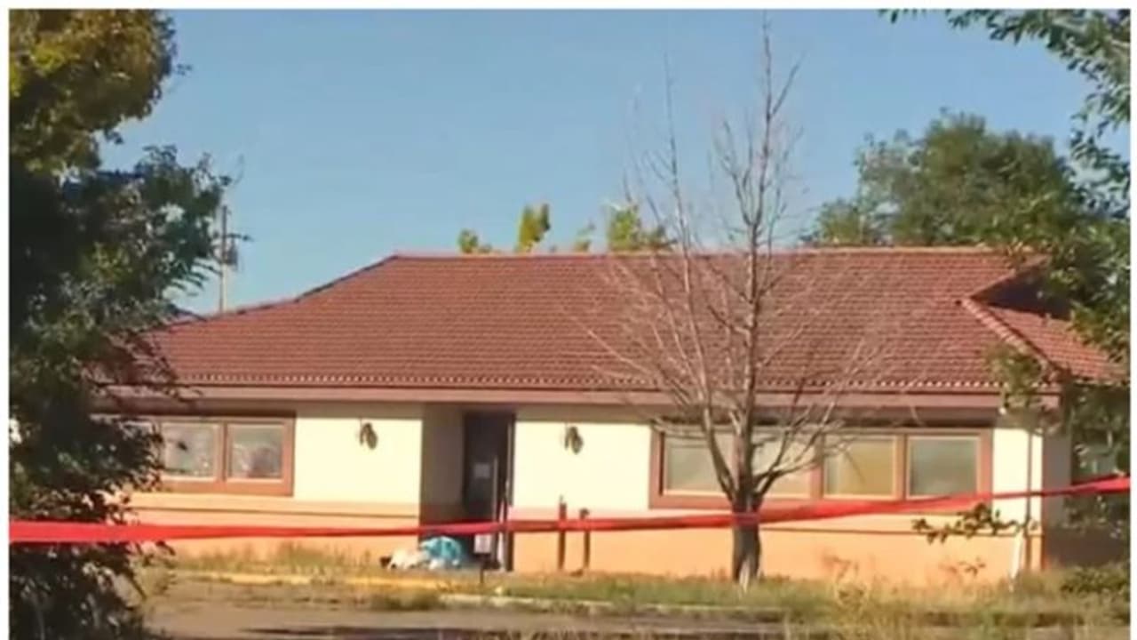 'ഗ്രീൻ ഫ്യൂണറൽ ഹോമി'ൽ കണ്ടെത്തിയത് അഴുകിയ നിലയിലുള്ള 189 മൃതദേഹങ്ങൾ; എണ്ണം കൂടാമെന്ന് അധികൃതര് ! 'ഗ്രീൻ ഫ്യൂണറൽ ഹോമി'ൽ കണ്ടെത്തിയത് അഴുകിയ നിലയിലുള്ള 189 മൃതദേഹങ്ങൾ; എണ്ണം കൂടാമെന്ന് അധികൃതര് !