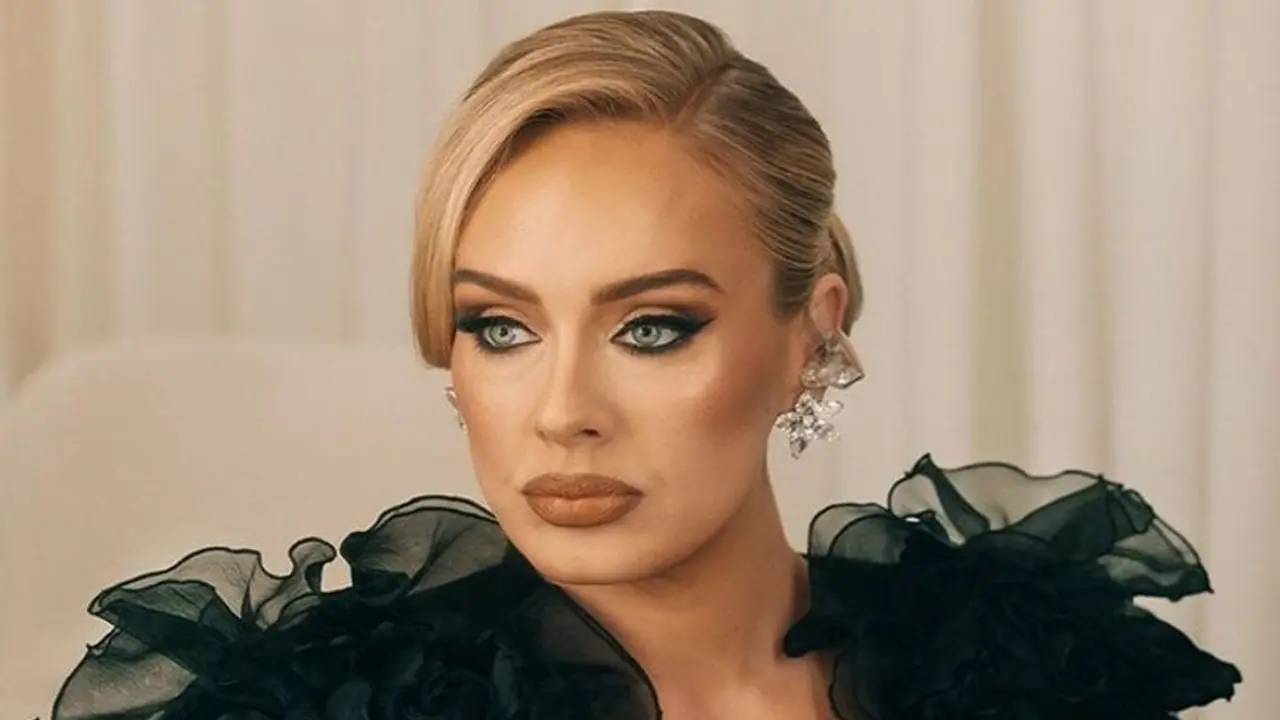 Adele breaks silence on quitting 'alcohol'; claims being 'jealous' of fans enjoying 'whisky' at her concert Adele breaks silence on quitting 'alcohol'; claims being 'jealous' of fans enjoying 'whisky' at her concert