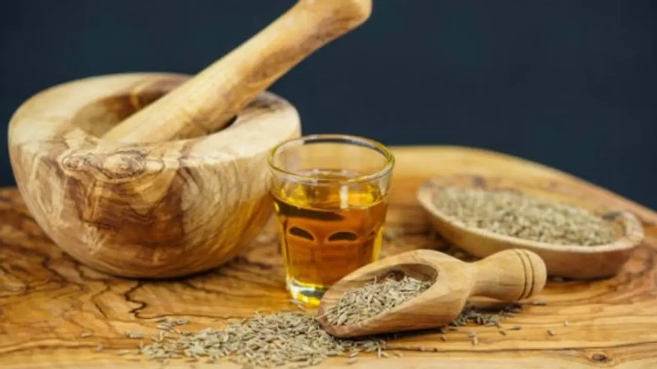 ദിവസവും രാത്രി ജീരക വെള്ളം കുടിക്കൂ; അറിയാം ഈ ഗുണങ്ങള്... ദിവസവും രാത്രി ജീരക വെള്ളം കുടിക്കൂ; അറിയാം ഈ ഗുണങ്ങള്...