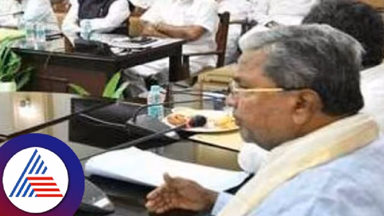 ಕೇಂದ್ರದಿಂದ 5,326 ಕೋಟಿ ರು. ಬರ ಪರಿಹಾರ ಕೇಳಲು ಅಸ್ತು ಕೇಂದ್ರದಿಂದ 5,326 ಕೋಟಿ ರು. ಬರ ಪರಿಹಾರ ಕೇಳಲು ಅಸ್ತು