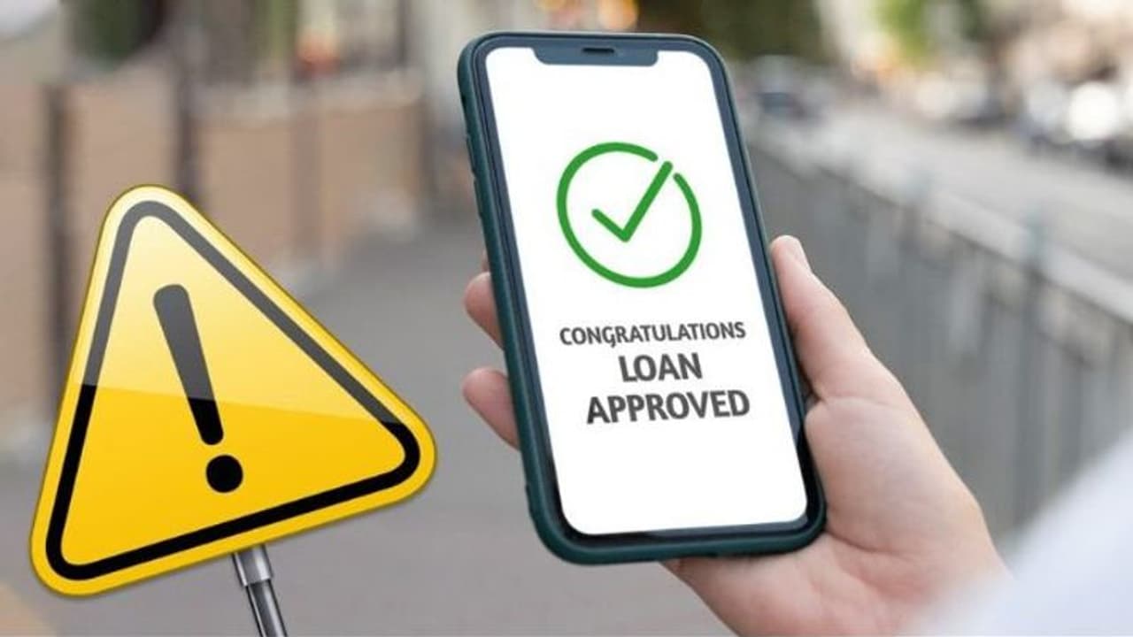 இந்தியாவில் அதிகரிக்கும் சீன கடன் மோசடி செயலிகள்.. 55 ஆப்ஸ் லிஸ்ட்.. உங்க மொபைலில் இருக்கா? இந்தியாவில் அதிகரிக்கும் சீன கடன் மோசடி செயலிகள்.. 55 ஆப்ஸ் லிஸ்ட்.. உங்க மொபைலில் இருக்கா?