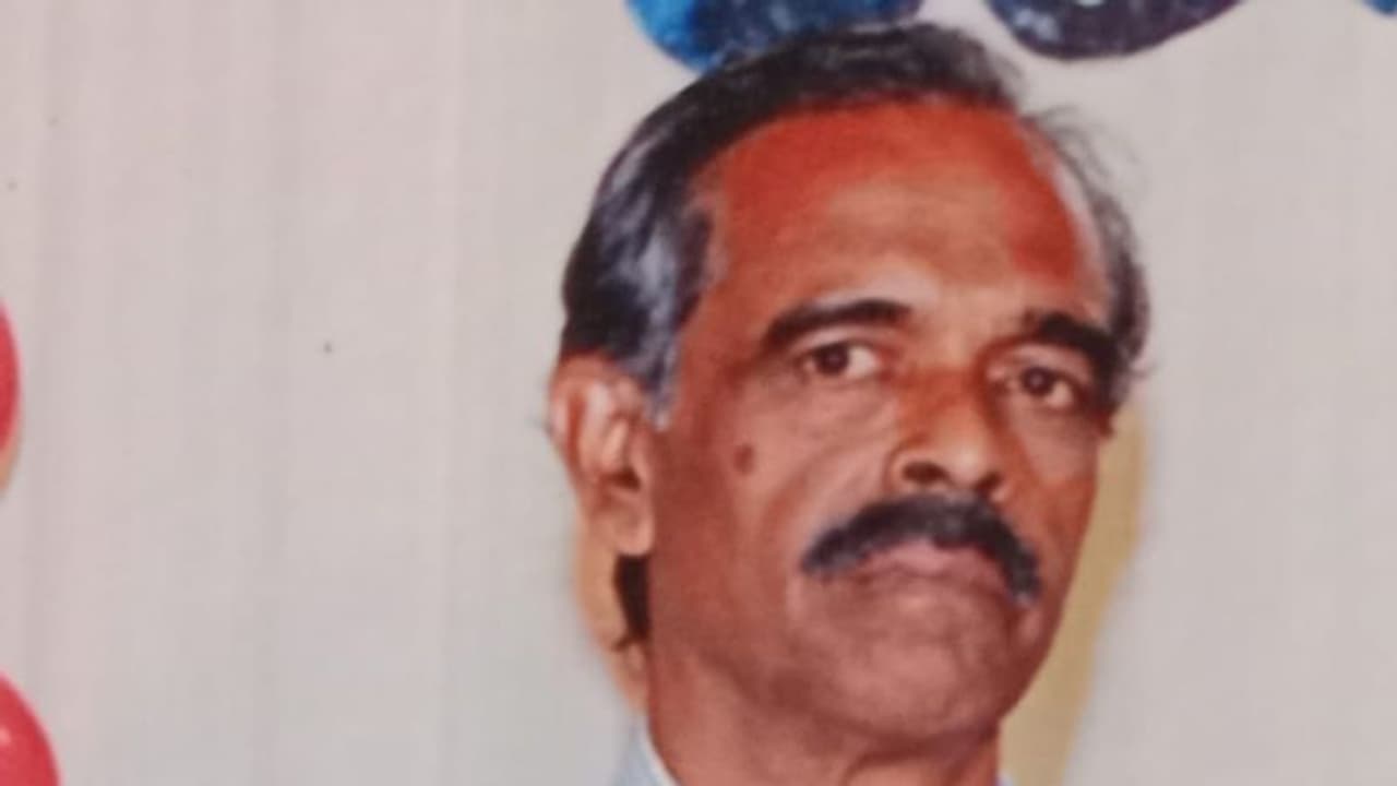 വീട്ടമ്മയെ തലയ്ക്കടിച്ച് കൊന്ന സംഭവം; ആത്മഹത്യക്ക് ശ്രമിച്ച ഭര്ത്താവും മരിച്ചു വീട്ടമ്മയെ തലയ്ക്കടിച്ച് കൊന്ന സംഭവം; ആത്മഹത്യക്ക് ശ്രമിച്ച ഭര്ത്താവും മരിച്ചു