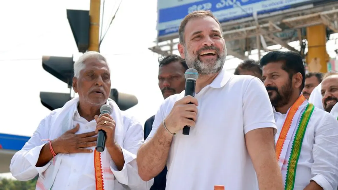 కాంగ్రెస్ దూకుడు.. నవంబర్ మొదటి వారంలో తెలంగాణలో రాహుల్ గాంధీ ఎన్నికల ప్రచారం కాంగ్రెస్ దూకుడు.. నవంబర్ మొదటి వారంలో తెలంగాణలో రాహుల్ గాంధీ ఎన్నికల ప్రచారం