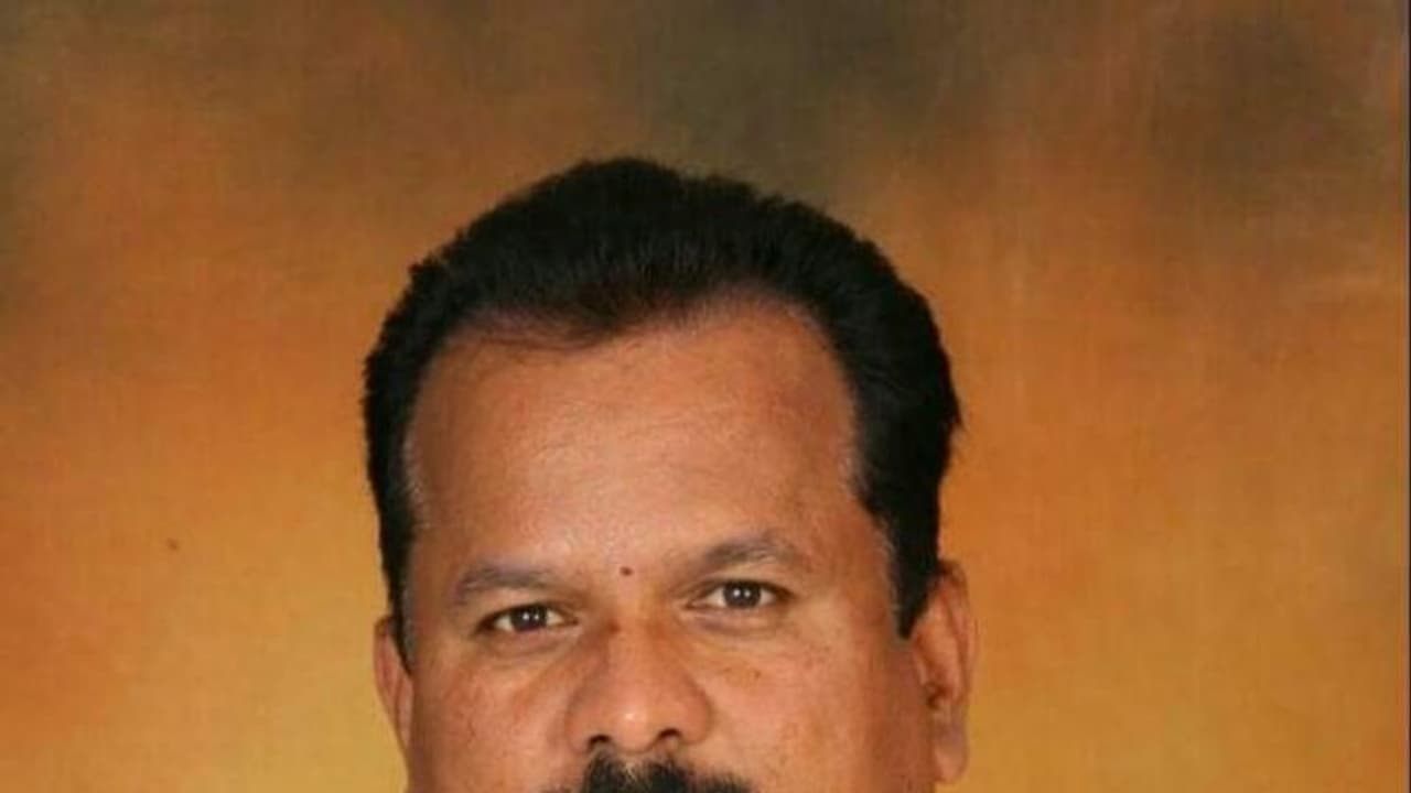 Tumakur : Tumul ಕೊಂಡವಾಡಿ ಚಂದ್ರಶೇಖರ್‌ ಸದಸ್ಯತ್ವ ರದ್ದು