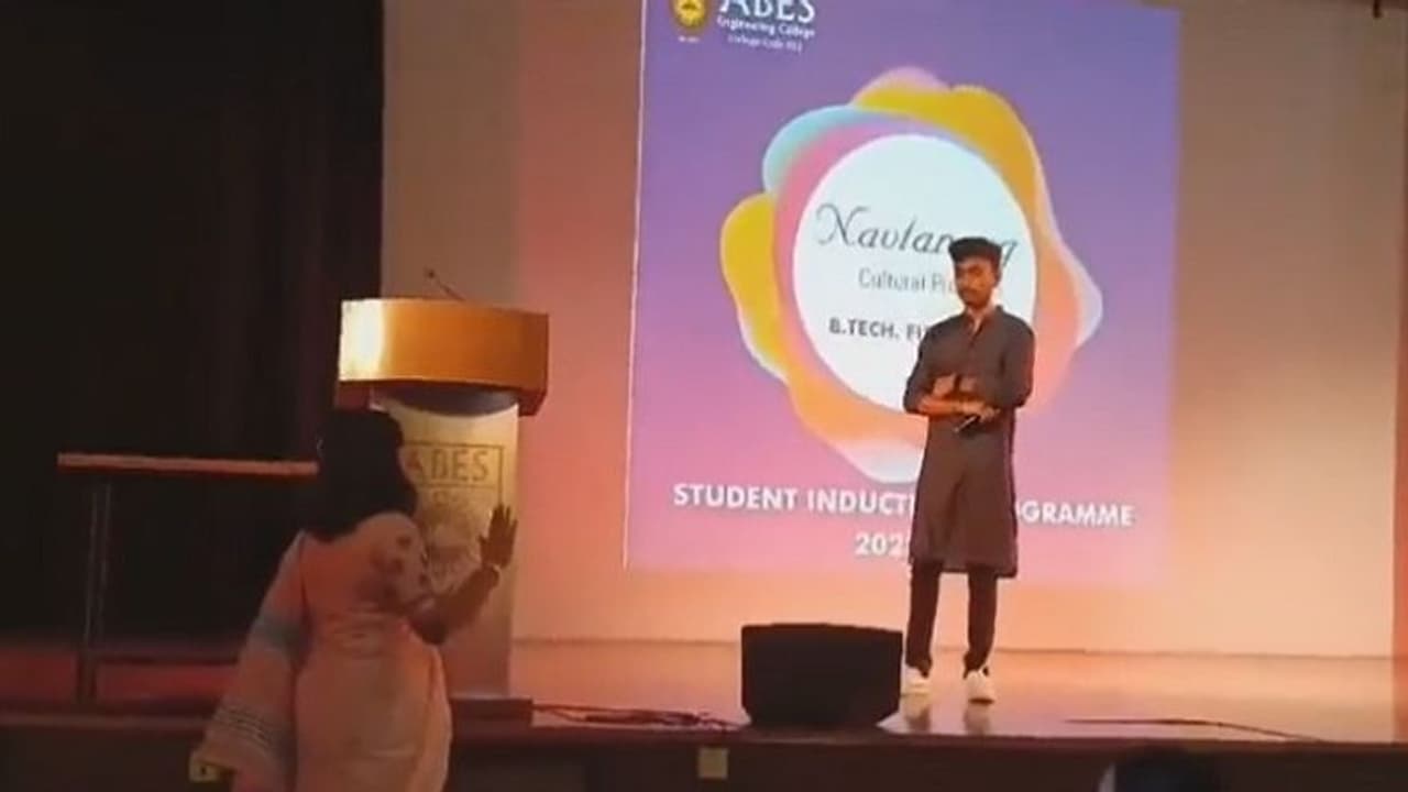 ಜೈಶ್ರೀ ರಾಮ್ ಎಂದು ಮಾತು ಆರಂಭಿಸಿದ ವಿದ್ಯಾರ್ಥಿಗೆ ಗೇಟ್‌ಪಾಸ್, ABES ಕಾಲೇಜು ವೆಬ್‌ಸೈಟ್ ಹ್ಯಾಕ್!