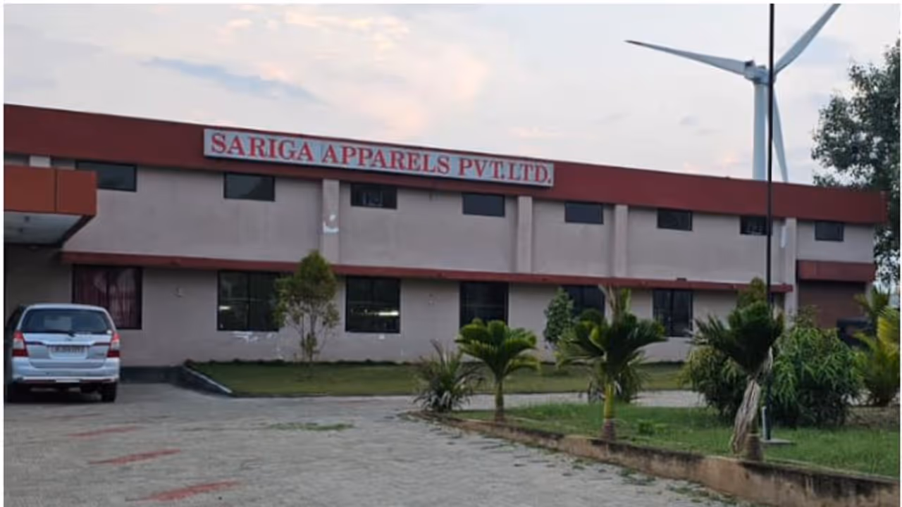 ഇസ്രായേൽ പൊലീസിന് യൂണിഫോം നല്കാൻ തയാറെന്ന് പാലക്കാട്ടെ കമ്പനി; ഉടമ അറിയിച്ചെന്ന് സന്ദീപ് വാര്യർ ഇസ്രായേൽ പൊലീസിന് യൂണിഫോം നല്കാൻ തയാറെന്ന് പാലക്കാട്ടെ കമ്പനി; ഉടമ അറിയിച്ചെന്ന് സന്ദീപ് വാര്യർ