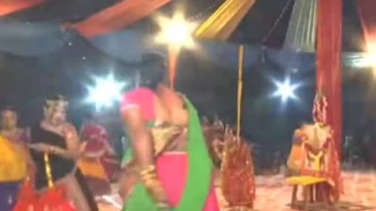 ജയിലിൽ തടവുകാർക്കായി നവരാത്രി ആഘോഷം, ​ഗർബയും ദണ്ഡിയയുമായി സ്ത്രീകൾ