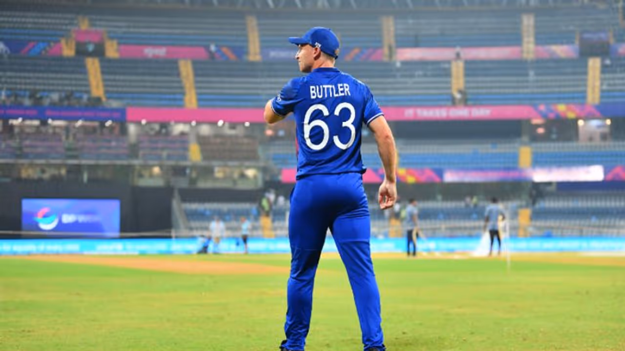 ലോകകപ്പില്‍ ചാമ്പ്യന്‍മാര്‍ പെട്ടു ഗയ്‌സ്, ഇംഗ്ലണ്ടിന് പിന്നില്‍ അഫ്‌ഗാന്‍ മാത്രം! പുഞ്ചിരി തൂകി ടീം ഇന്ത്യ