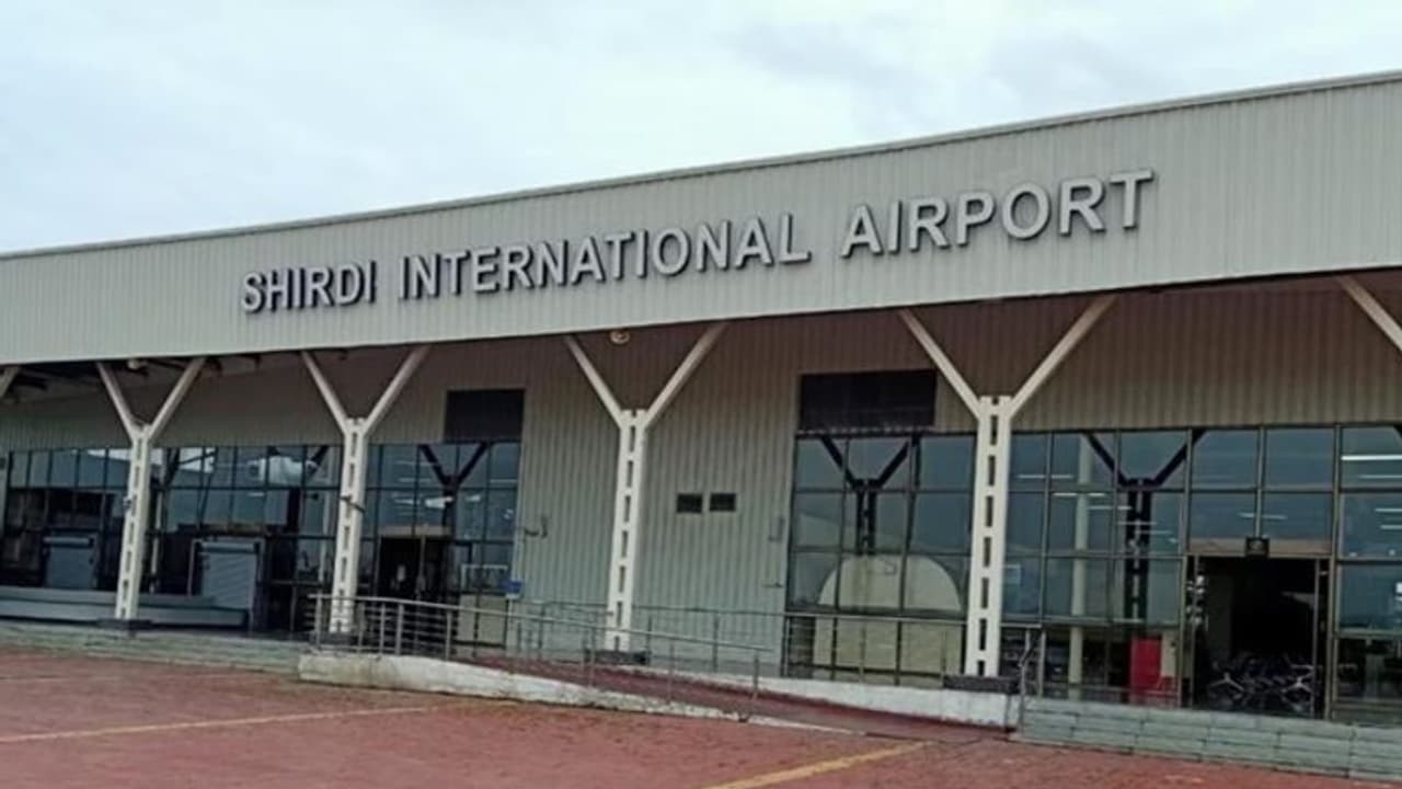 ஷீரடி விமான நிலைய முணையம்: மகாராஷ்டிர அரசு ஒப்புதல் சாய்பாபா பக்தர்கள் மகிழ்ச்சி!