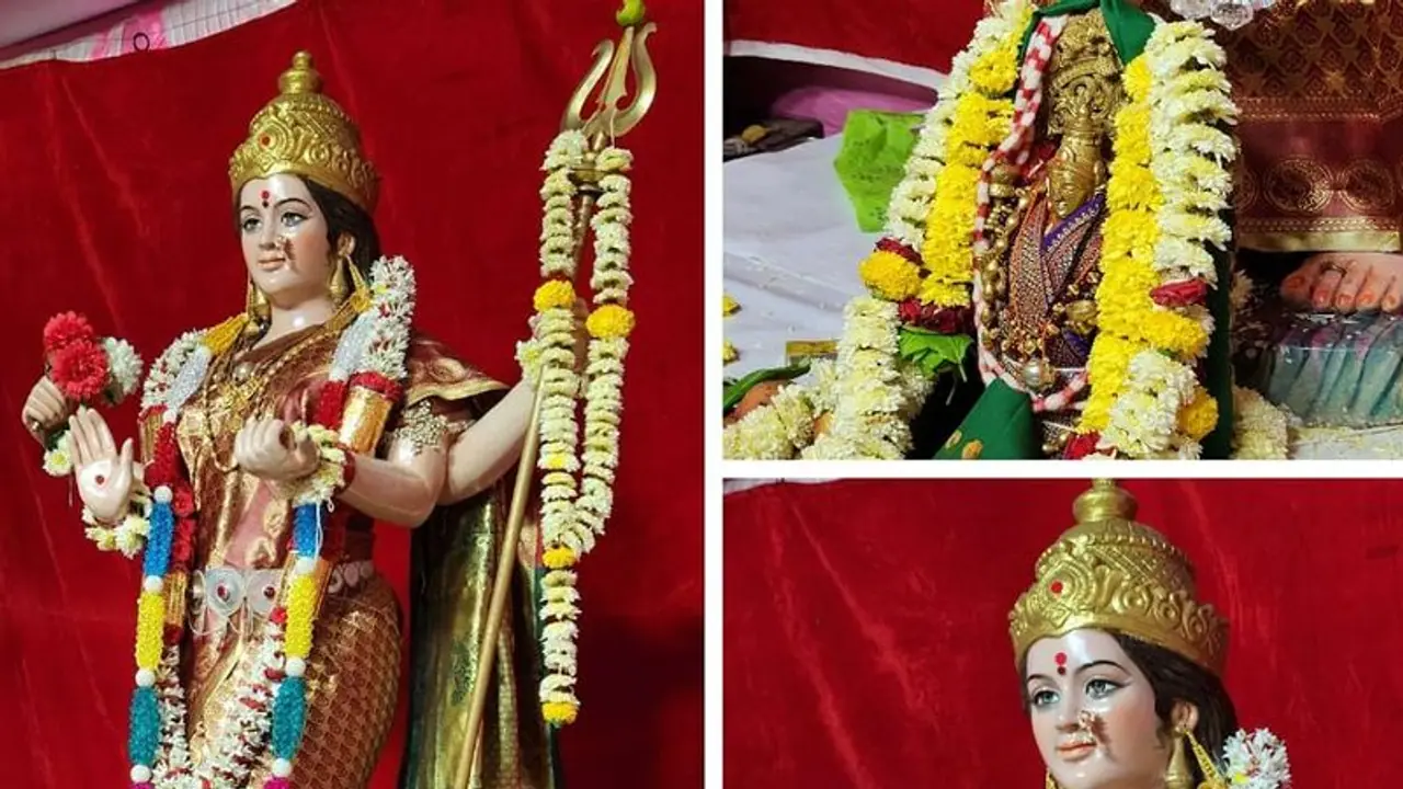 ಗುಮ್ಮಟನಗರಿಯಲ್ಲಿ ಸಂಭ್ರಮದ ನವರಾತ್ರಿ: ಪ್ರತಿವರ್ಷ ಪ್ರತಿಷ್ಟಾಪನೆಯಾಗುತ್ತೆ ವಿಸ್ಮಯಕಾರಿ ಮೂರ್ತಿ! ಗುಮ್ಮಟನಗರಿಯಲ್ಲಿ ಸಂಭ್ರಮದ ನವರಾತ್ರಿ: ಪ್ರತಿವರ್ಷ ಪ್ರತಿಷ್ಟಾಪನೆಯಾಗುತ್ತೆ ವಿಸ್ಮಯಕಾರಿ ಮೂರ್ತಿ!