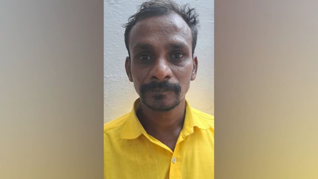 2008 ൽ വീട്ടിൽ കയറി മോഷണം നടത്തിയ പ്രതി ഒളിവിൽ കഴിഞ്ഞത് 15 വർഷത്തോളം, ഒടുവിൽ പിടിയിൽ 2008 ൽ വീട്ടിൽ കയറി മോഷണം നടത്തിയ പ്രതി ഒളിവിൽ കഴിഞ്ഞത് 15 വർഷത്തോളം, ഒടുവിൽ പിടിയിൽ