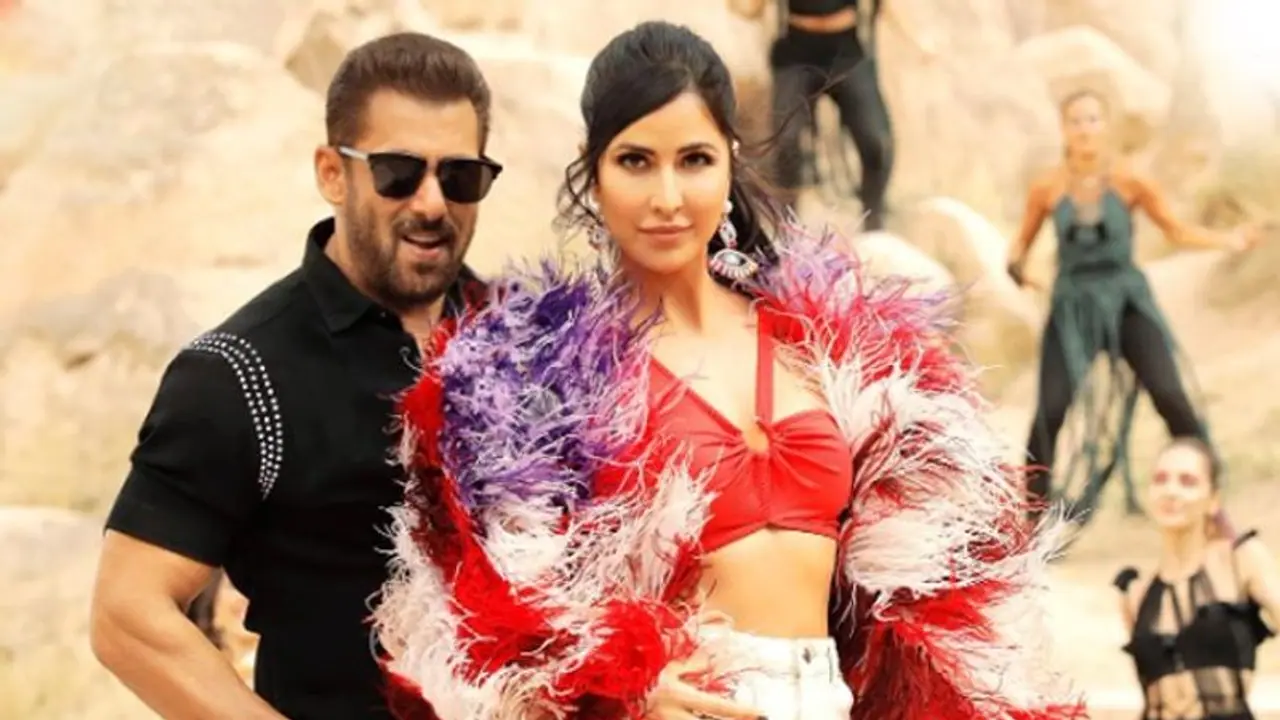 'Tiger 3' first song out: Salman Khan, Katrina Kaif show sizzling chemistry in 'Leke Prabhu Ka Naam' 'Tiger 3' first song out: Salman Khan, Katrina Kaif show sizzling chemistry in 'Leke Prabhu Ka Naam'