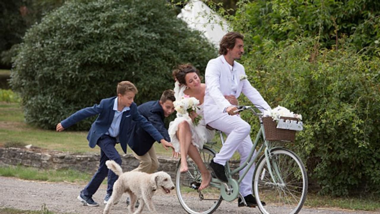 വധുവിന് തുണയായി 'നായ'; 24 കാരി ഒരു ദിവസം സമ്പാദിക്കുന്നത് 30,000 രൂപ ! 