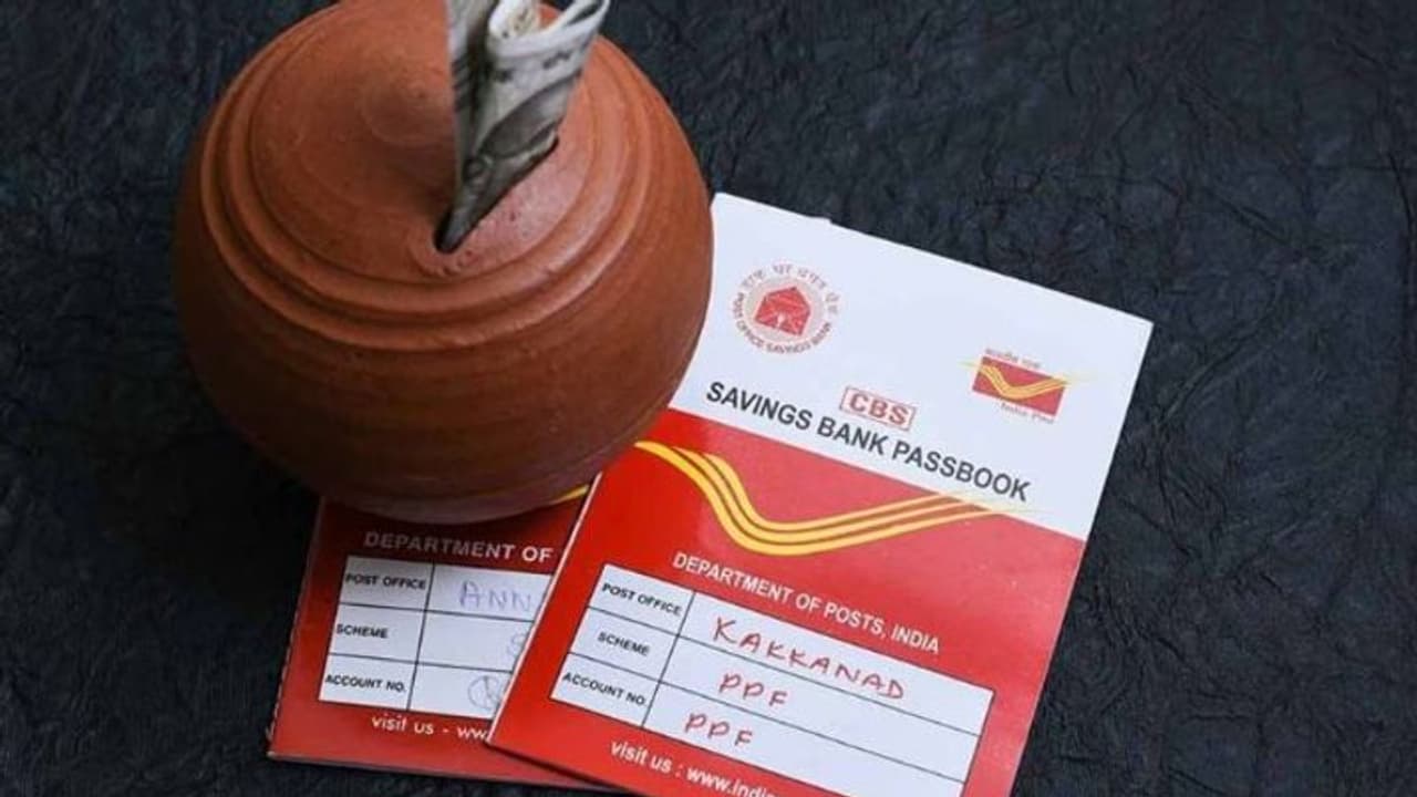 தபால் அலுவலகம் மூலம் ஒவ்வொரு மாதமும் ரூ.9 ஆயிரம் வருமானம் கிடைக்கும் திட்டம் தெரியுமா? தபால் அலுவலகம் மூலம் ஒவ்வொரு மாதமும் ரூ.9 ஆயிரம் வருமானம் கிடைக்கும் திட்டம் தெரியுமா?