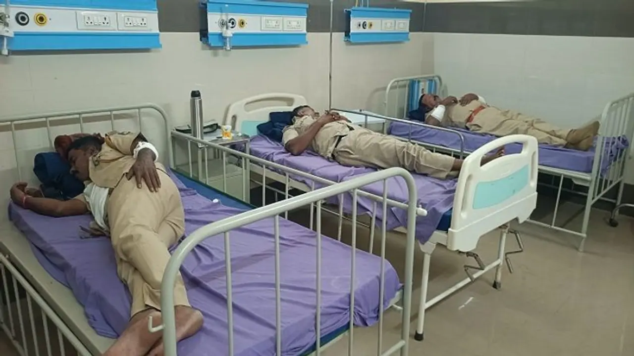 ಕಾಂಗ್ರೆಸ್ ಮುಖಂಡ ಶ್ರೀನಿವಾಸ್ ಕೊಲೆ ಪ್ರಕರಣ: ಪೊಲೀಸರ ಮೇಲೆ ಹಲ್ಲೆ, ಆರೋಪಿಗಳ ಮೇಲೆ ಫೈರಿಂಗ್‌ 