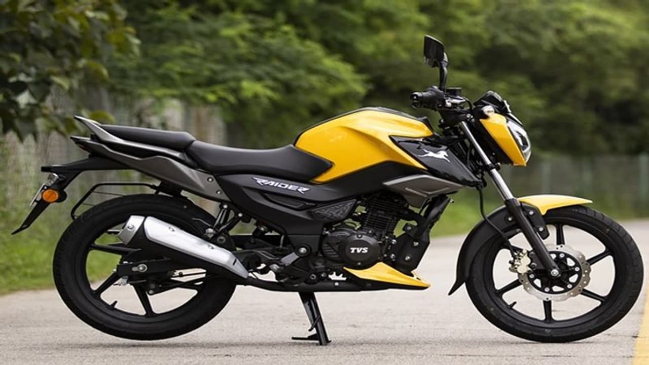 எகிறும் TVS Raider விற்பனை.. 70 கி.மீ மைலேஜ்... அப்படி என்ன இருக்கு?