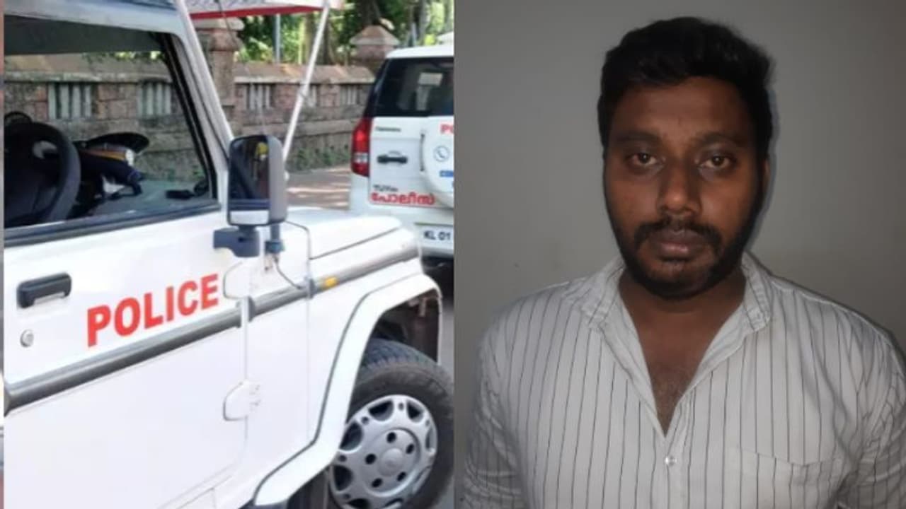 ബസിൽ യുവതിയുടെ അടുത്തിരുന്നു, നഗ്നതാ പ്രദർശനവും ലൈംഗിക ചേഷ്ടയും; യുവാവ് പിടിയിൽ ബസിൽ യുവതിയുടെ അടുത്തിരുന്നു, നഗ്നതാ പ്രദർശനവും ലൈംഗിക ചേഷ്ടയും; യുവാവ് പിടിയിൽ