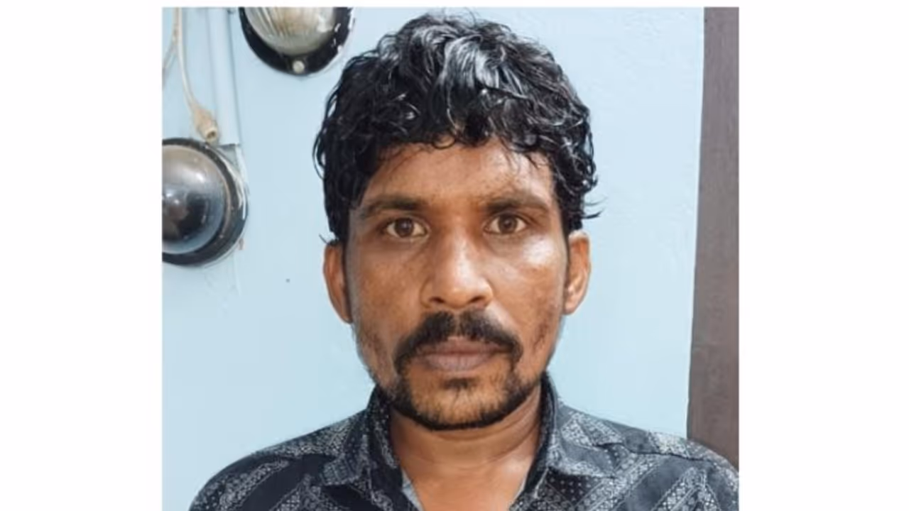 പൊലീസിനെ കബളിപ്പിച്ച് കേരളത്തിലും തമിഴ്നാട്ടിലുമായി ഒളിവില് കഴിഞ്ഞത് മാസം; ഒടുവില് അറസ്റ്റ് പൊലീസിനെ കബളിപ്പിച്ച് കേരളത്തിലും തമിഴ്നാട്ടിലുമായി ഒളിവില് കഴിഞ്ഞത് മാസം; ഒടുവില് അറസ്റ്റ്