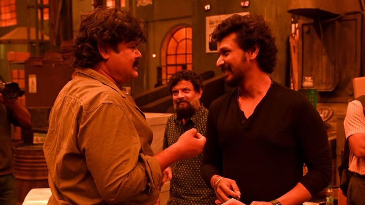 டெலிடெட் சீனை வெளியிட்டு... லோகேஷ் முட்டு கொடுப்பதாக கிண்டலடித்தவர்களுக்கு நெத்தியடி ரிப்ளை கொடுத்த லியோ டீம் டெலிடெட் சீனை வெளியிட்டு... லோகேஷ் முட்டு கொடுப்பதாக கிண்டலடித்தவர்களுக்கு நெத்தியடி ரிப்ளை கொடுத்த லியோ டீம்