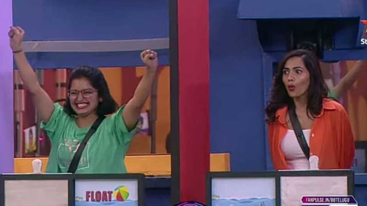 కీలక టాస్క్ లో ప్రియాంక విన్, శోభా లాస్ట్... మాడిపోయిన డ్రామా క్వీన్ ఫేస్! కీలక టాస్క్ లో ప్రియాంక విన్, శోభా లాస్ట్... మాడిపోయిన డ్రామా క్వీన్ ఫేస్!