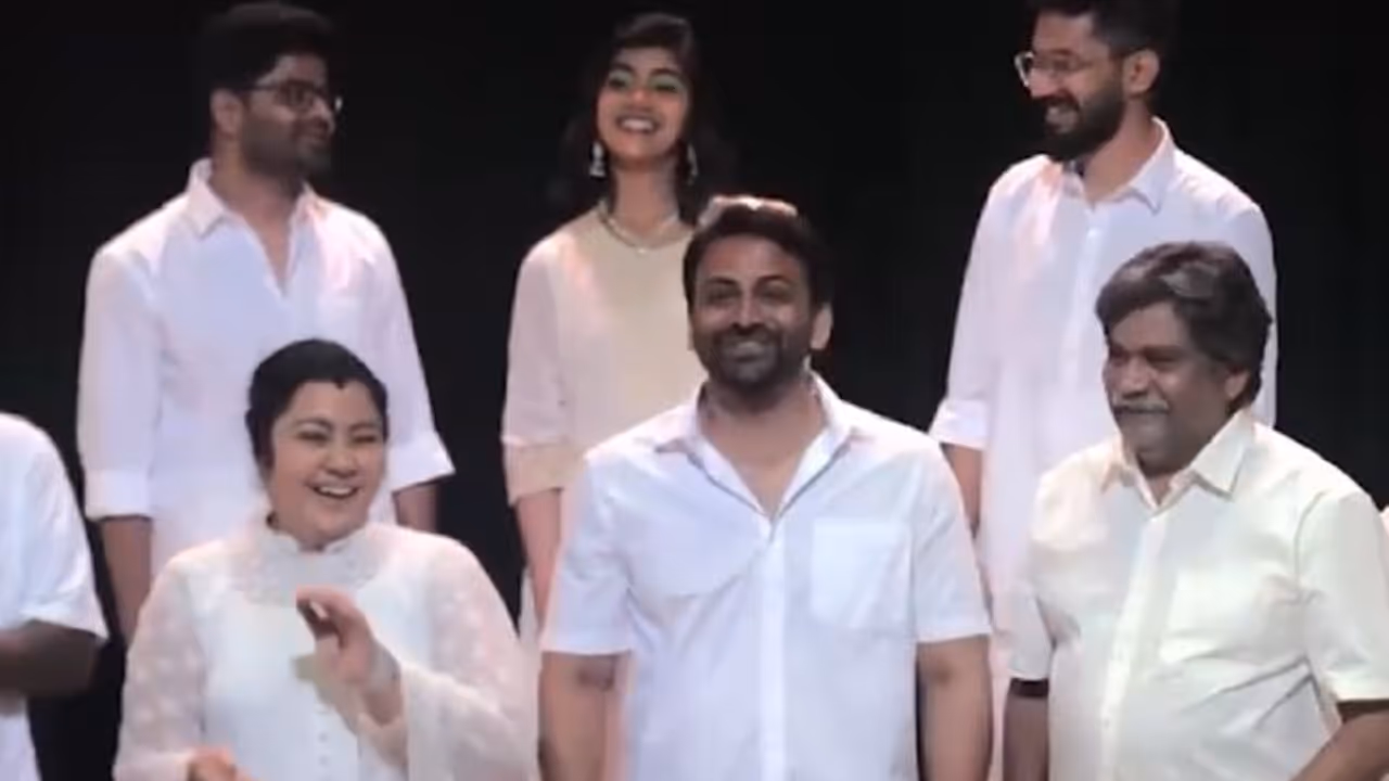 ಇದು Tagaru Palya ಪ್ರಮೋಷನಲ್ ಸಾಂಗ್: ಡಾಲಿ ಧನಂಜಯ್ ಲಿರಿಕ್ಸ್... ಪ್ರೇಮ್ ವಾಯ್ಸ್ ಚಿಂದಿ! ಇದು Tagaru Palya ಪ್ರಮೋಷನಲ್ ಸಾಂಗ್: ಡಾಲಿ ಧನಂಜಯ್ ಲಿರಿಕ್ಸ್... ಪ್ರೇಮ್ ವಾಯ್ಸ್ ಚಿಂದಿ!