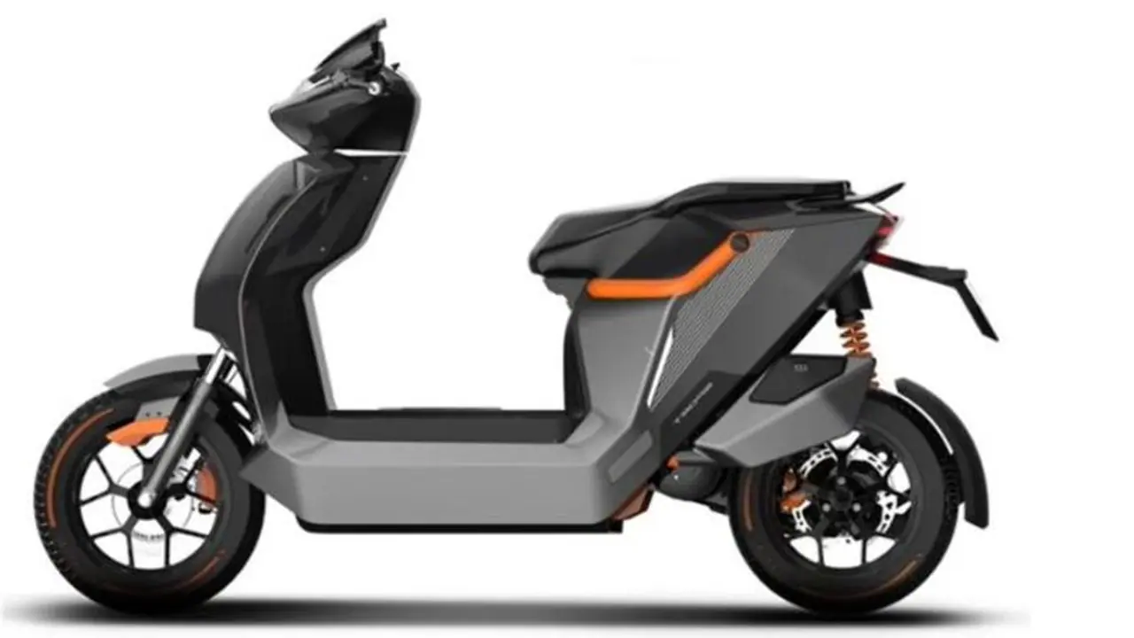 ஒருமுறை சார்ஜ் செய்தால் 280 கிமீ பயணிக்கலாம்.. ரிவோட் என்எக்ஸ்100 எலக்ட்ரிக் ஸ்கூட்டர் விலை எவ்வளவு? ஒருமுறை சார்ஜ் செய்தால் 280 கிமீ பயணிக்கலாம்.. ரிவோட் என்எக்ஸ்100 எலக்ட்ரிக் ஸ்கூட்டர் விலை எவ்வளவு?