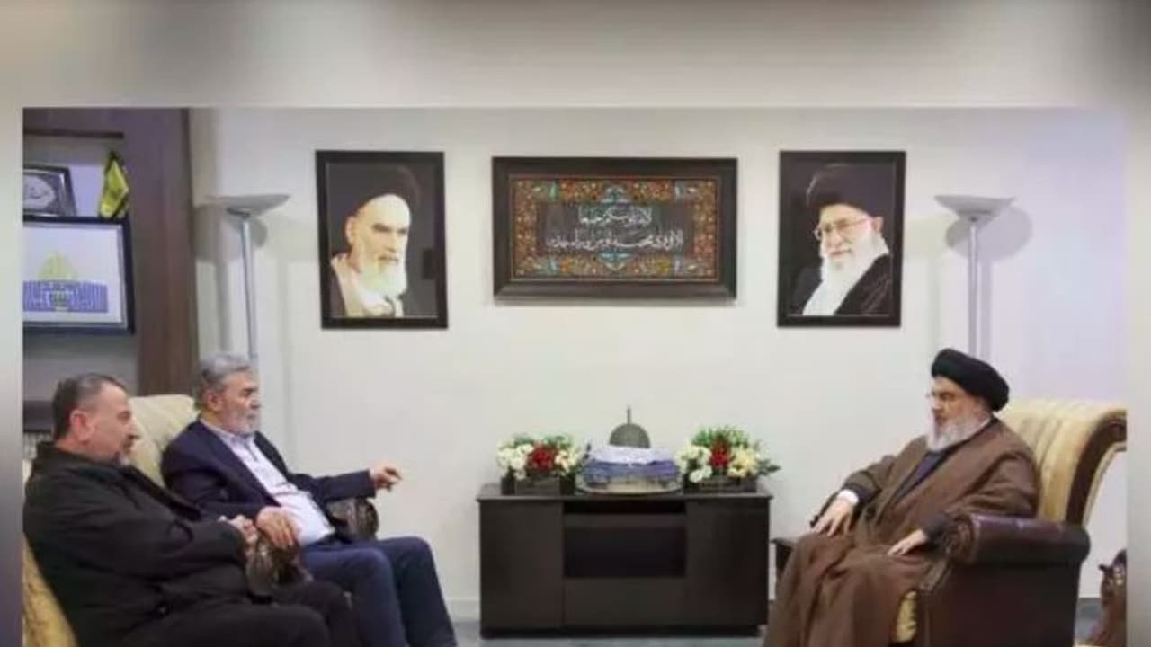 ಇಸ್ರೇಲ್ ಮೇಲೆ ಮುಗಿಬೀಳಲು ರಣತಂತ್ರ: ಉಗ್ರ ಸಂಘಟನೆಗಳ ಜೊತೆ ಹಿಜ್ಬುಲ್ಲಾ ನಾಯಕರ ರಹಸ್ಯ ಸಭೆ ಇಸ್ರೇಲ್ ಮೇಲೆ ಮುಗಿಬೀಳಲು ರಣತಂತ್ರ: ಉಗ್ರ ಸಂಘಟನೆಗಳ ಜೊತೆ ಹಿಜ್ಬುಲ್ಲಾ ನಾಯಕರ ರಹಸ್ಯ ಸಭೆ